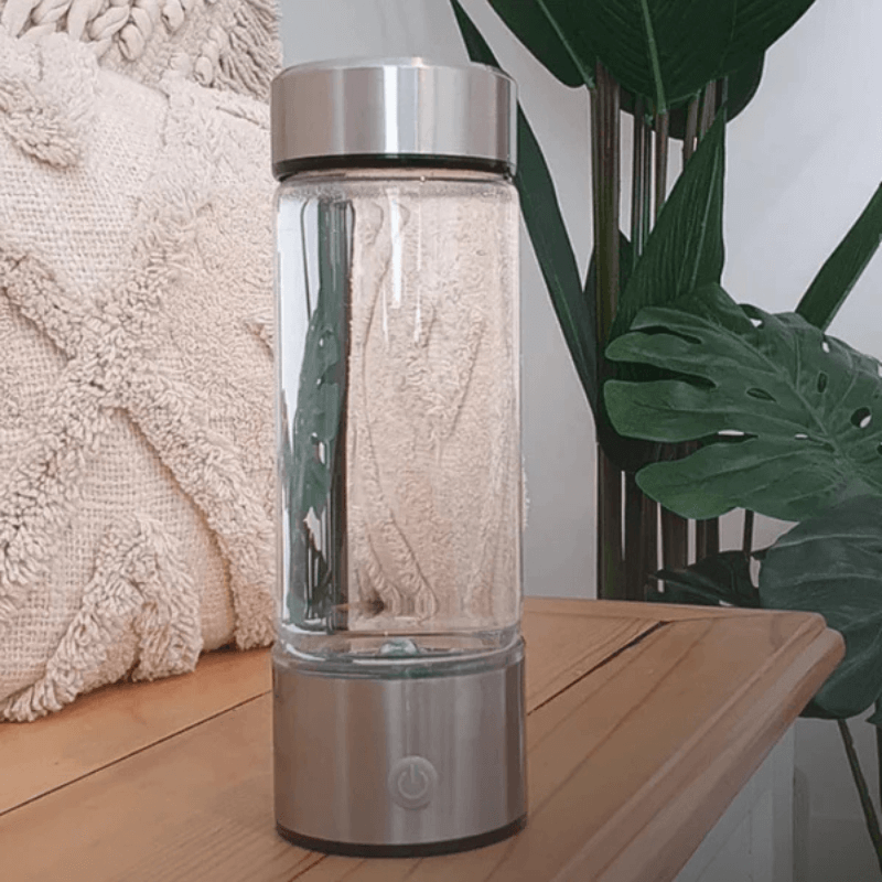 The AquaOasis™ Mini Hydrogenator Bottle