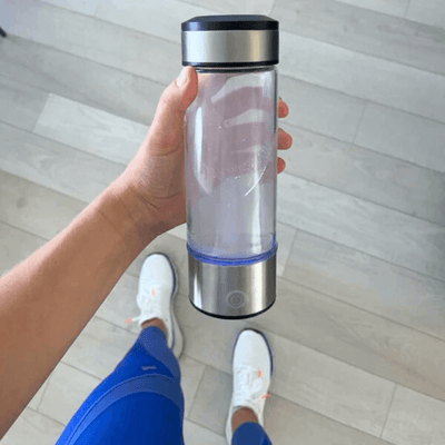 The AquaOasis™ Mini Hydrogenator Bottle